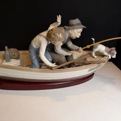 1984 Lladro Figurine #5217 "Fishing With Gramps" Stands 8 3/4" Tall x 15 1/4" Wide x 5 1/2" Deep No Box #45