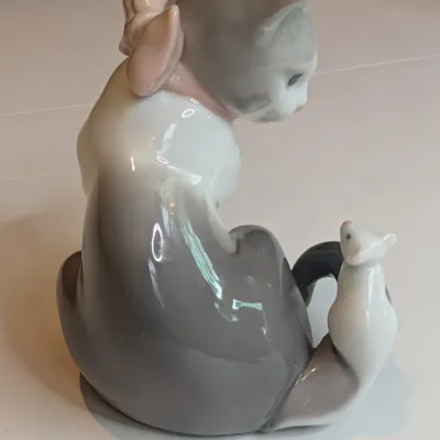 1984 Lladro Figurine Cat & Mouse #5236 Stands 3" Tall x 2 3/4" Wide #53