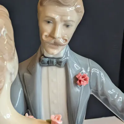 1978 Lladro Figurine "Anniversary Waltz Dance Couple" #1372 Stands 12 1/4" Tall #78