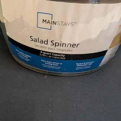 Mainstays Salad Spinner & 3 Piece Pier 1 Bowls w/ Wicker Basket #35