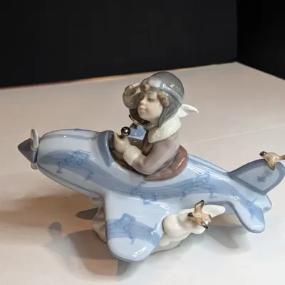 1990 Lladro "Over The Clouds" Boy In Propeller Plane #5697 5 1/2" Tall No Box #88