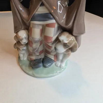 1992 Lladro Figurine "Surprise" #5901 Stands 10" Tall #54