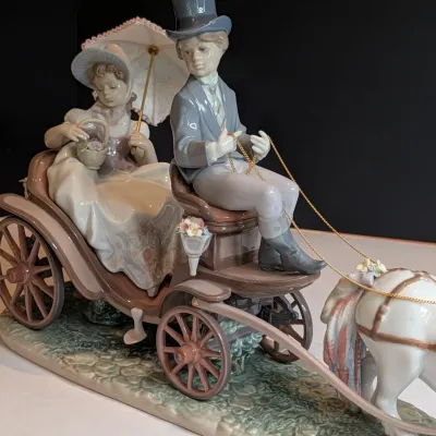 1997 Lladro Figurine #6395 "Through The Park" Stands 11 1/2" Tall x 17 3/4" Wide No Box & Damaged #43