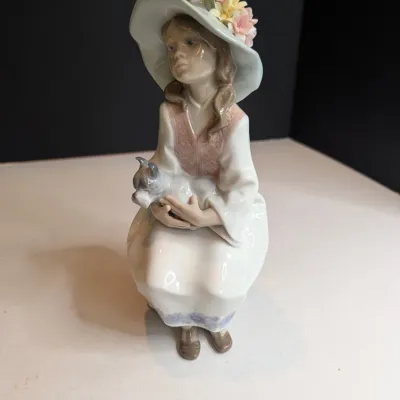 1997 Lladro Figurine "Daydreams" Girl Dog Schnauzer Flower #6400 Stands 9" Tall #82