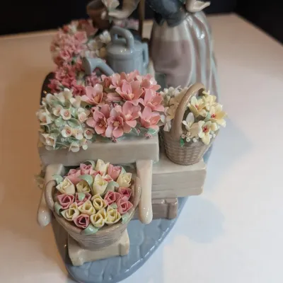 1983 Lladro Figurine #1454 "Flowers Of The Season" Stands 12" Tall x 10 1/2" Wide x 7" Long No Box #39