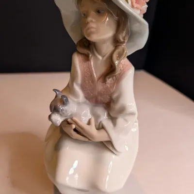 1997 Lladro Figurine "Daydreams" Girl Dog Schnauzer Flower #6400 Stands 9" Tall #82
