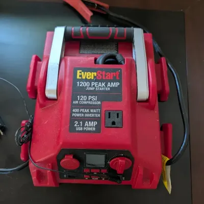 EverStart 1200 Peak Amp Jump Starter