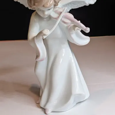 8" Angel Statue With Expansive Wings Playing The Violin No Box #41