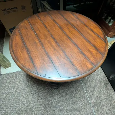 29 3/4" Round Dining Table