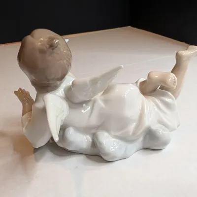 2005 Lladro Figurine #4961 "Making A Wish" #5725 Stands 3 1/4" Tall x 2 1/5" Wide No Box #43