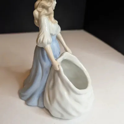 House Of Lloyd 1994 Blonde Girl Maiden Porcelain Figurine Potpourri Planter Stands No Box 7" Tall #83