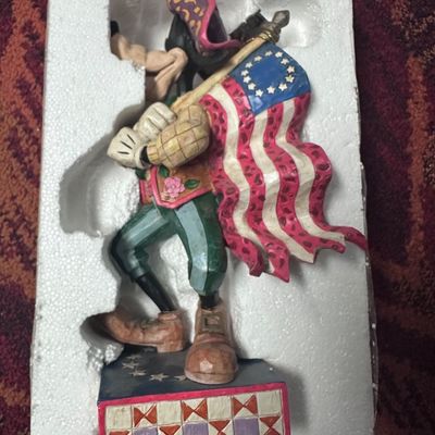Jim Shore Disney Traditions Goofy Stars and Stripes of Freedom 4004046 NIB 2005