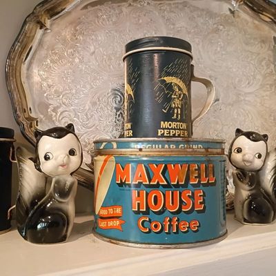 Vintage Maxwell House coffee tin, Morton salt tins, skunk shakers