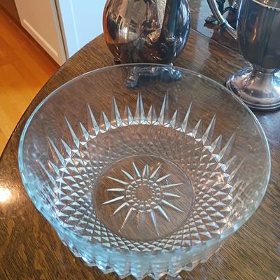 Cut glass serving bowl