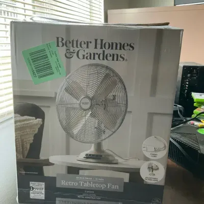 Better Homes & Garden Retro Tabletop 12” Fan