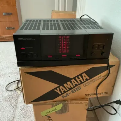 Yamaha M-85 Stereo Main Amplifier