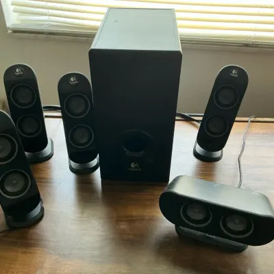 Logitech X – 530 5.1 Speaker System