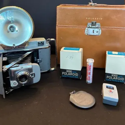 1950s Polaroid Land Camera Model 80 w/ Flash
