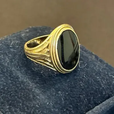 VINTAGE 10K GOLD ONYX OVAL MENS RING SIZE 7 1/4