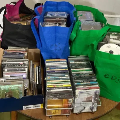 Very Large Lot of CDs 