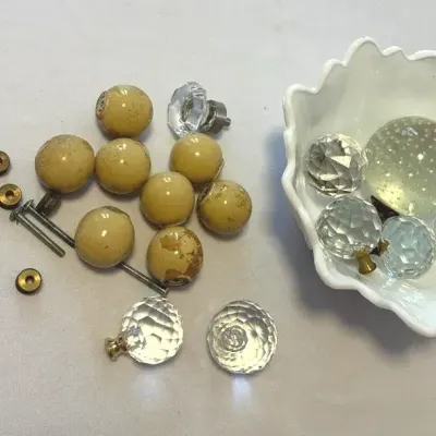 Antique style assorted knobs