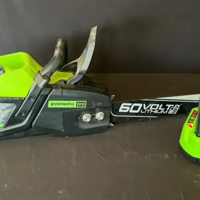 Greenworks Pro 60V MAX 16” Brushless Chainsaw with 4.0Ah Battery & Charger