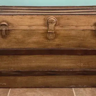 3ft Wooden trunk 