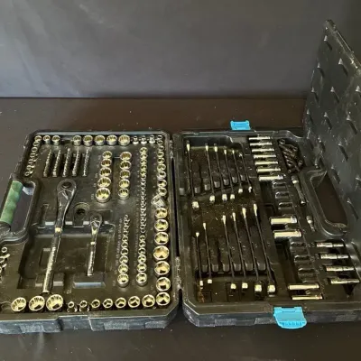 Members Mark Hand Tool Set
