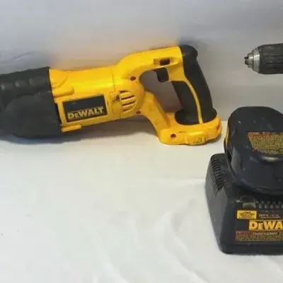 DeWalt Reciprocating Saw, Drill, Battery & Charger 