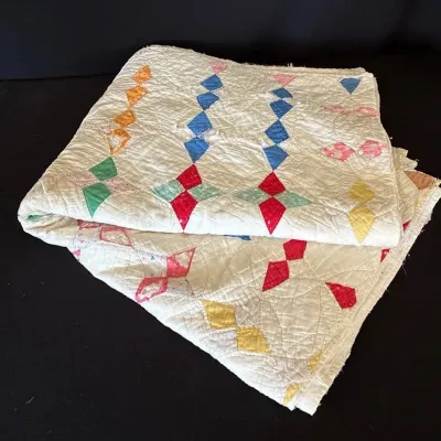 Vintage Handmade Quilt - Full size 