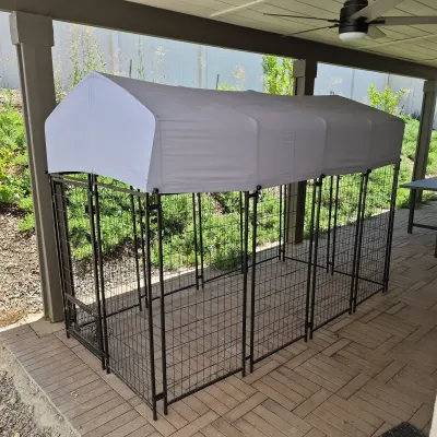 Dog Kennel with Roof