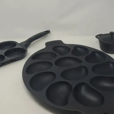 Cast Iron Pans 