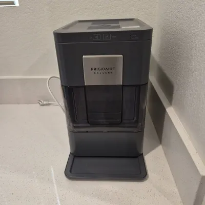 Frigidaire Gallery Counter Top Ice Maker