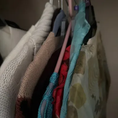 Women’s Blouses & Sweaters – Sizes L/XL – Assorted Colors & Styles