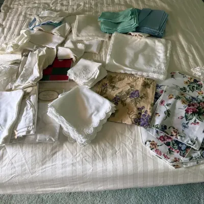 Large Collection of Vintage Linens, Napkins & Embroidered Lace Textiles