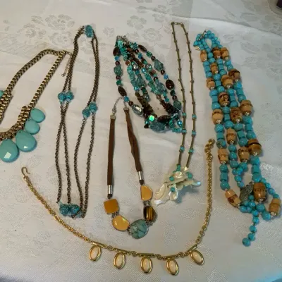 Assorted Turquoise & Earth-Tone Statement Necklace Lot