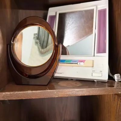 Vintage Lighted Makeup Mirror & Amber Tabletop Vanity Mirror – Set of 2