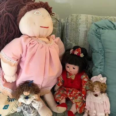 Vintage & Collectible Doll Lot – Cloth, Wooden Asian & Porcelain Dolls