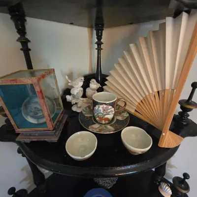 Asian Décor Collection – Folding Fan, Porcelain, Bird Figurine & Display Case