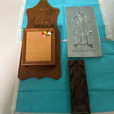 Vintage Kitchen & Folk Art Lot – Gingerbread Man Mold, Carved Wood Mold & Owl Memo Board
