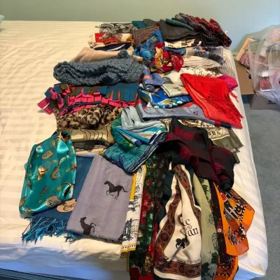 Large Collection of Vintage Ladies’ Scarves – Silk-Look, Floral, Equestrian & Designer-Style Pattern
