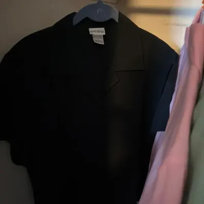Women’s Blouse & Top Collection – Sizes M–XL – Assorted Colors & Prints