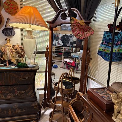 Sale Photo Thumbnail #174