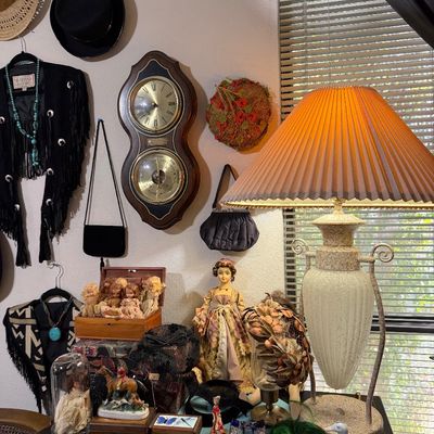 Sale Photo Thumbnail #177
