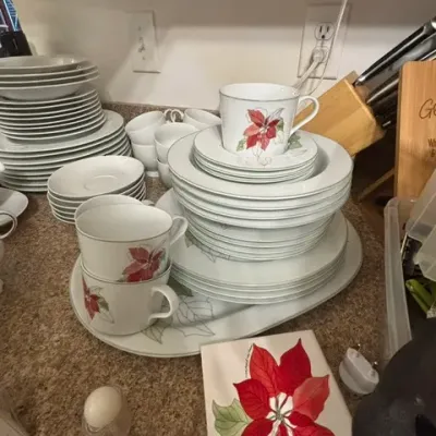 Sale Photo Thumbnail #371