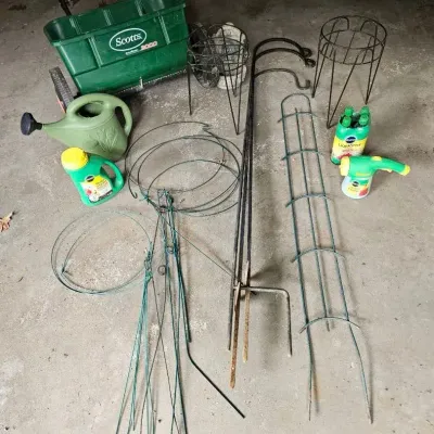 Lawn & Garden Lot