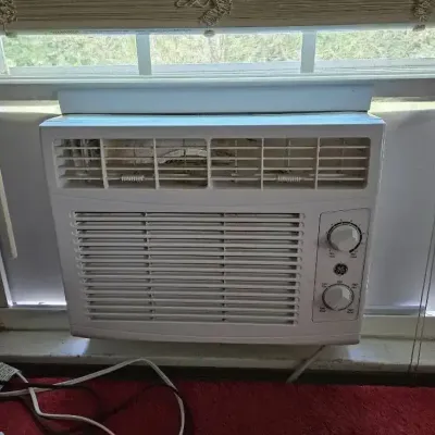 GE Air Conditioner 