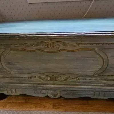 Lane Green/Cream Cedar Chest