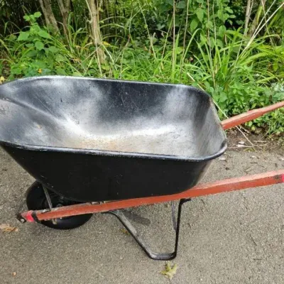 True Temper Wheel Barrow