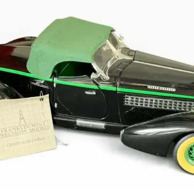 Franklin Mint 1935 Auburn Boattail Speedster Metal Precision Model Car